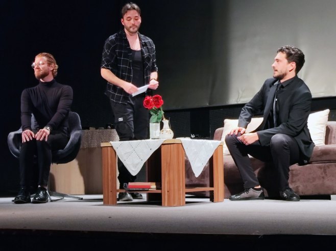 У Братунцу почели девети дани позоришта