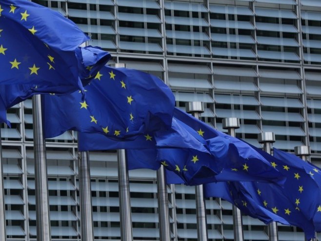 Извори из Брисела: Кијеву одобрен кредит упркос мађарском вету