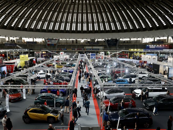 Отворен Међународни сајам аутомобила у Београду, премијера 73 модела