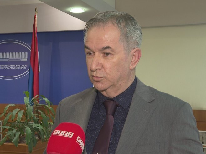 Пуховац: Одлука о одређивању маржи неће бити повучена