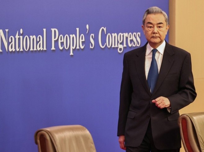 Кина позива на хитан прекид борбених дејстава и равноправан дијалог на Блиском истоку