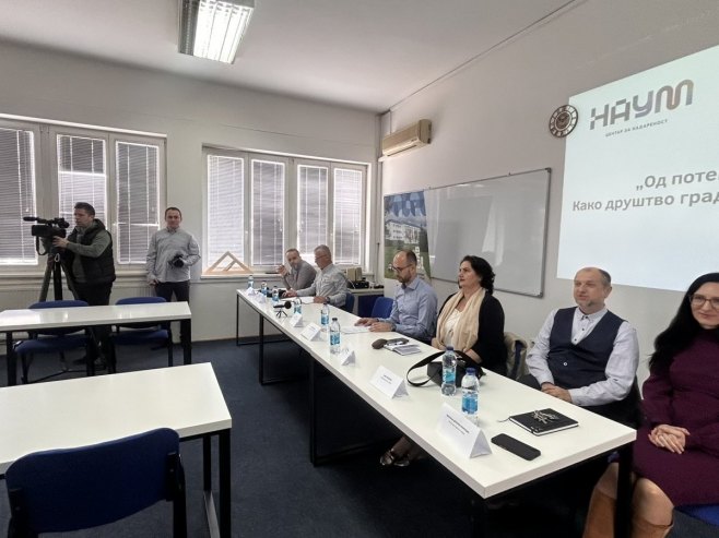 Талентованој дјеци обезбиједити већу системску подршку