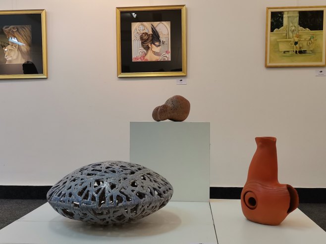 На ликовном салону представљено 37 радова