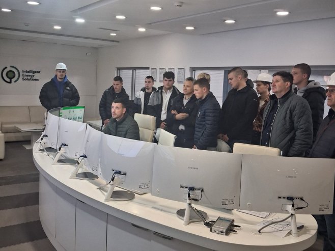 Ученици Техничке школе у посјети Еко топланама (ФОТО)