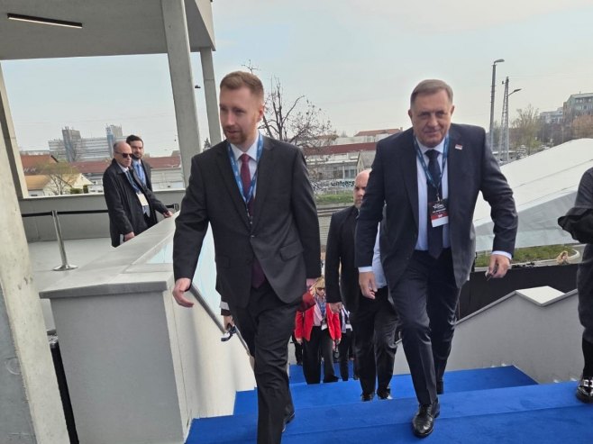 СНСД: Додик у Будимпешти на једном од најзначајнијих скупова лидера који заступају политику суверенитета и слободе