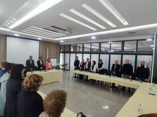 Остојић: Потребно побољшати стандард борачких категорија и њихових потомака