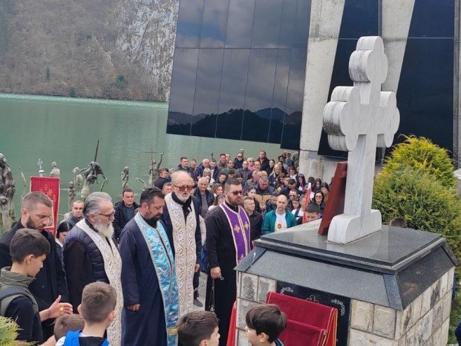 У Старом Броду служен парастос за више од 6.000 српских жртава усташке Црне легије