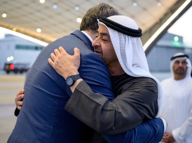 Вучић у изненадној посјети УАЕ, састао се са Ал Нахјаном (ФОТО)