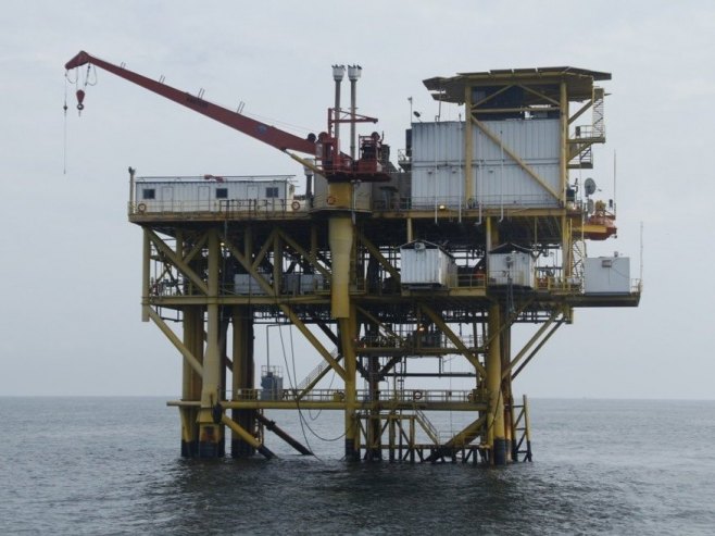 Цијене нафте пале за 10 одсто након што је Трамп одложио ударе на енергетику Ирана