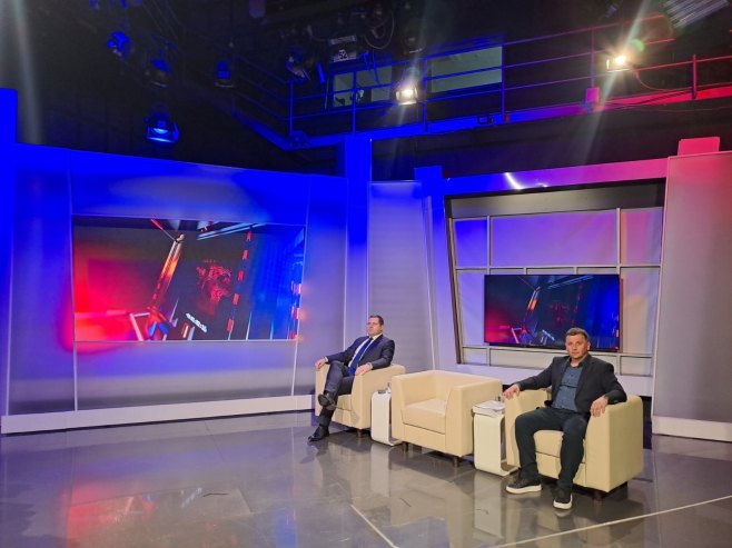 УЖИВО - ДРУГИ УГАО: ТВ дуел - гости Радован Ковачевић и Небојша Вукановић