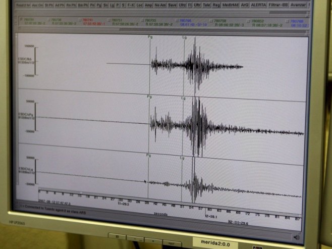 Земљотрес јачине 7,6 степени погодио обалу Тонге