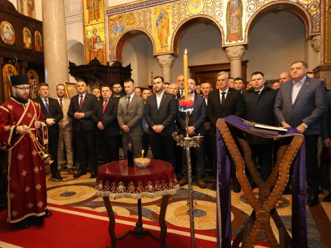 Молитвено сјећање у Храму Христа Спаситеља за жртве НАТО агресије (ФОТО)