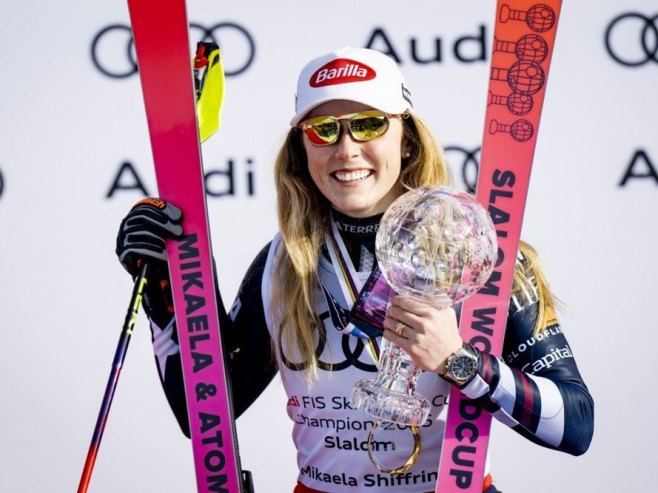 Греније побједница посљедњег велеслалома сезоне, Велики кристални глобус за Шифрин