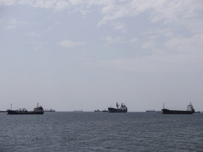 Напад дроновима на турски танкер пун нафте, одјекнула експлозија код Босфора