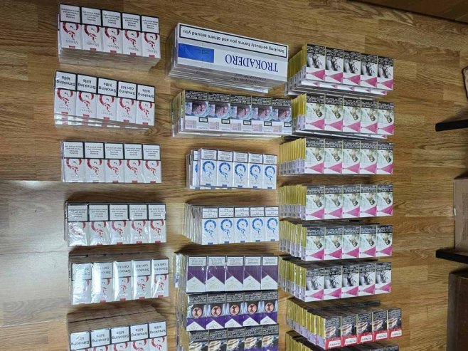 Паклице цигарета (Уступљена фотографија )