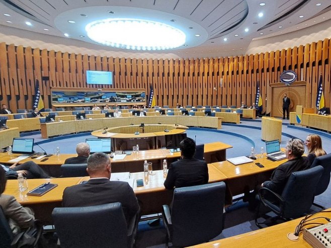 Прекинута сједница због недостатка кворума