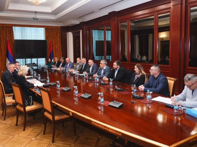 Представници синдиката: Неопходно наставити радити на побољшању положаја радника у Српској