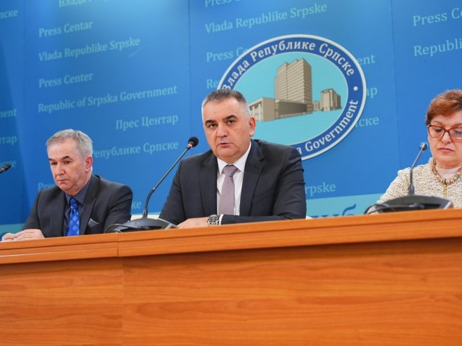 Минић: Влада Српске донијела сет мјера које у овом моменту најпримјереније помажу грађанима (ВИДЕО)