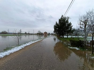 Приједор: Потоци и бујичне воде пријете становништву; Заплављено око 400 објеката (ФОТО/ВИДЕО)