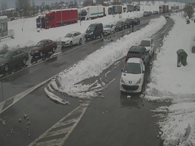 На Изачићу забрањен саобраћај шлеперима и теретњацима са приколицом