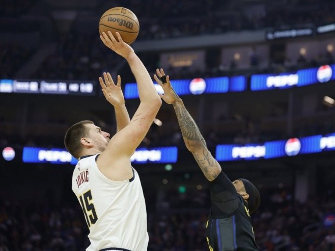 Јокић укључио МВП мод, Денвер силовитом трећом четвртином преокренуо и побиједио