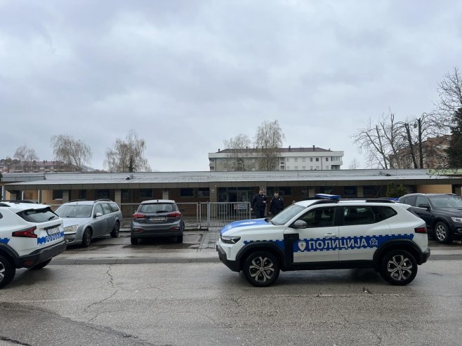Дојава о бомби у три школе у Бањалуци