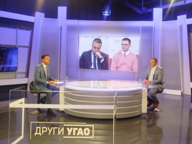 Други угао: Повјерење страних инвеститора у стабилност јавних финансија Српске