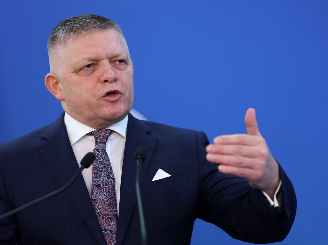 Фицо оптужио Урсулу да је у завјери са Зеленским: Да ли је ЕУ толико неспособна?