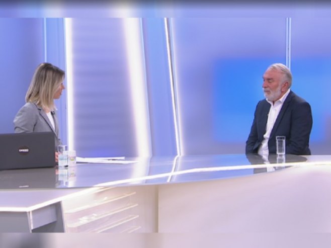 Попржен о пријетећим мејловима о постављеним бомбама: Нема мјеста паници, свако ради свој посао