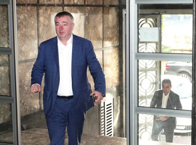 Бајатовић: Русија неће оставити Србију без гаса