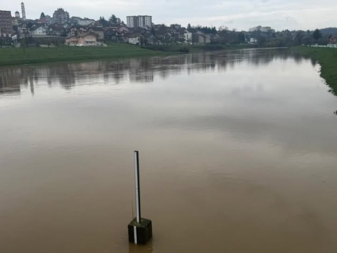 Укрина (фото: facebook.com/GradDerventa) - 