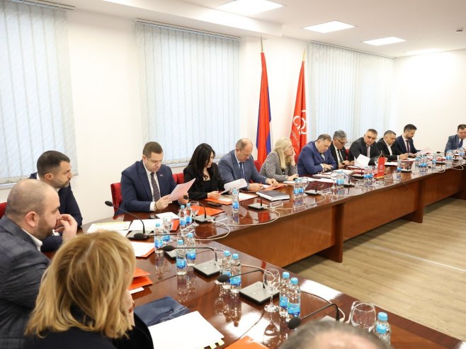 Након априлског, буџетским корисницима повећање плата и у септембру