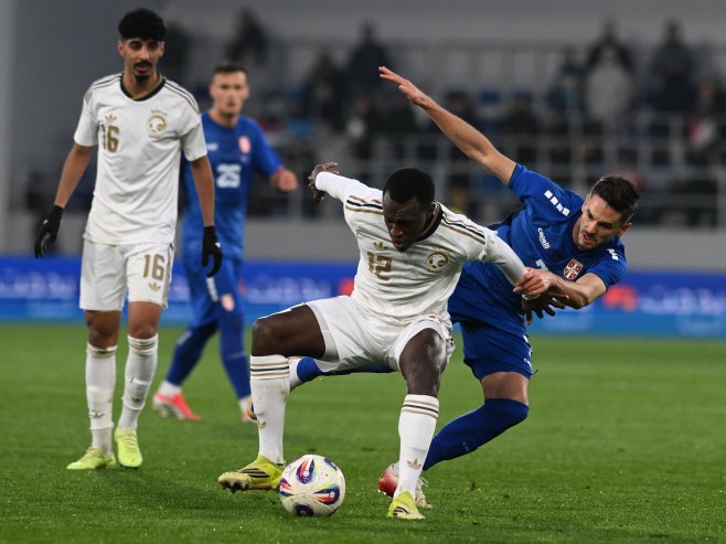 Фудбалери Србије преокретом до побjеде против Саудијске Арабије