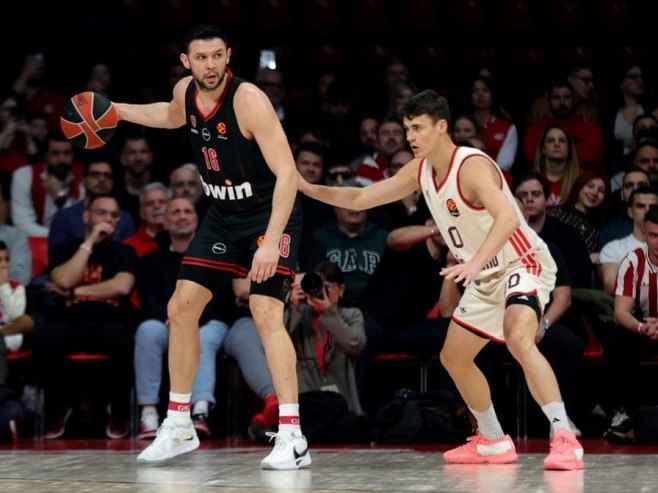 Кошаркаши Бајерна побиједили Фенербахче, прваку Европе угрожено прво мјесто