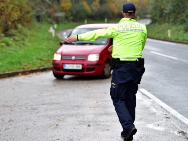 Словеначка полиција прогласила подручје око ромског села за безбједносно ризично