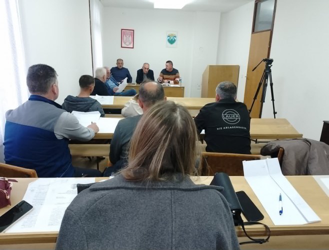 Крупа на Уни - Скупштина општине - сједница - Фото: СРНА