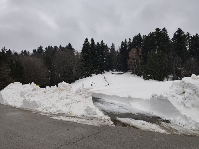 Пробијен пут према Мраковици: Апел грађанина да не иду још увијек на Козару