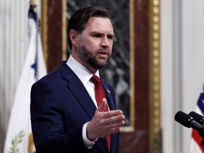 Венс долази у посјету Мађарској