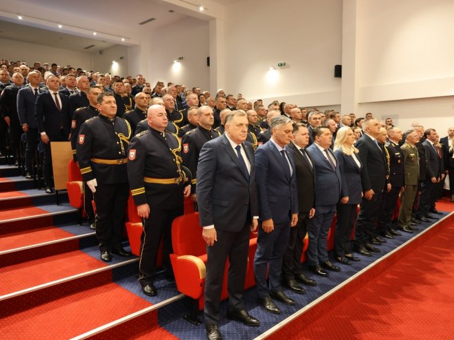 Обиљежавање Дана полиције - Фото: ZIPAPHOTO/Borislav Zdrinja