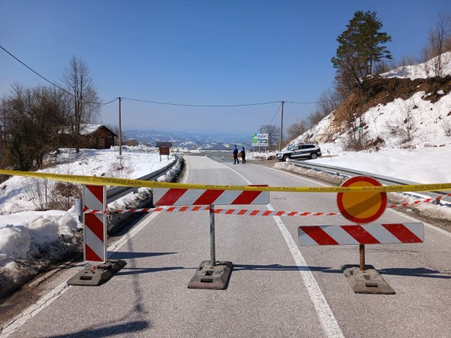 Због одрона затворен магистрални пут Бијељина-Тузла (ФОТО/ВИДЕО)