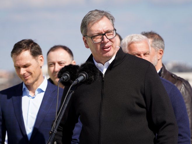 Вучић: Ограничићемо извоз хране ако лудило у свијету не стане