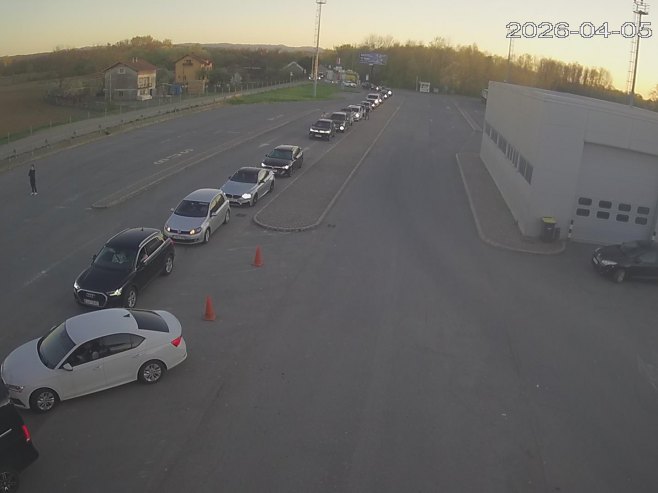 Појачана фреквенција саобраћаја на граничним прелазима