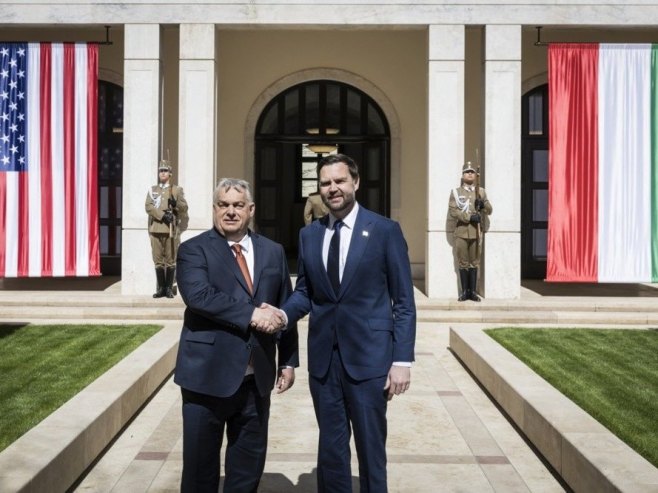 Венс: Oрбан један од неколико истинских државника у Eвропи