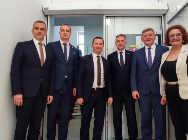 Требиње: Најављена реконструкција Студентског центра и рјешавање проблема гријања у средњим школама