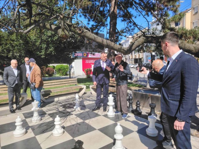 Minić sa penzionerima 