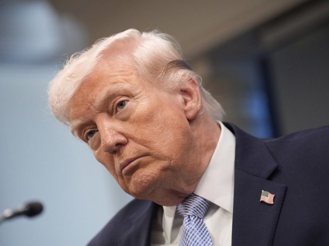 Трамп подржао Орбана пред изборе: Јак и моћни вођа, радујем се наставку сарадње