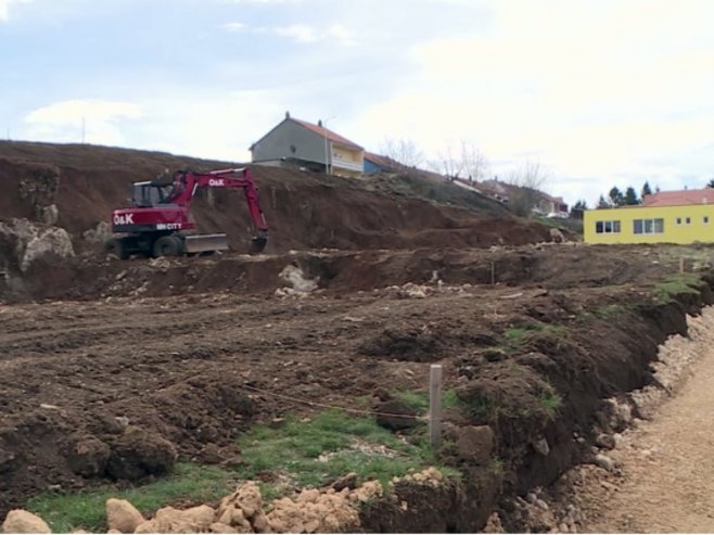 Невесиње: Финансијска подршка младим брачним паровима (ВИДЕО)