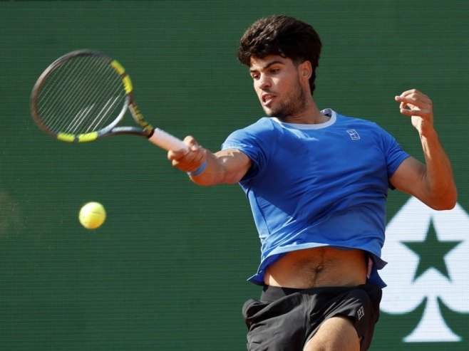 Алкараз надиграо Вашероа за финале Монте Карла, са Синером за титулу