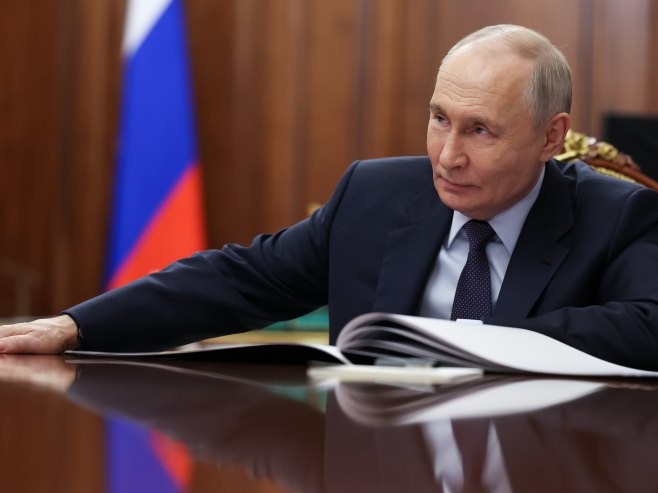 Путин: Васкрс - тријумф љубави, добра и правде