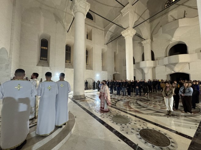 Мостар: Васкршња литургија служена у још необновљеном Саборном храму